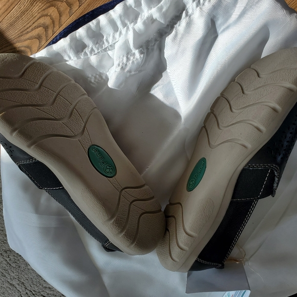 Womens flats - Picture 2 of 3